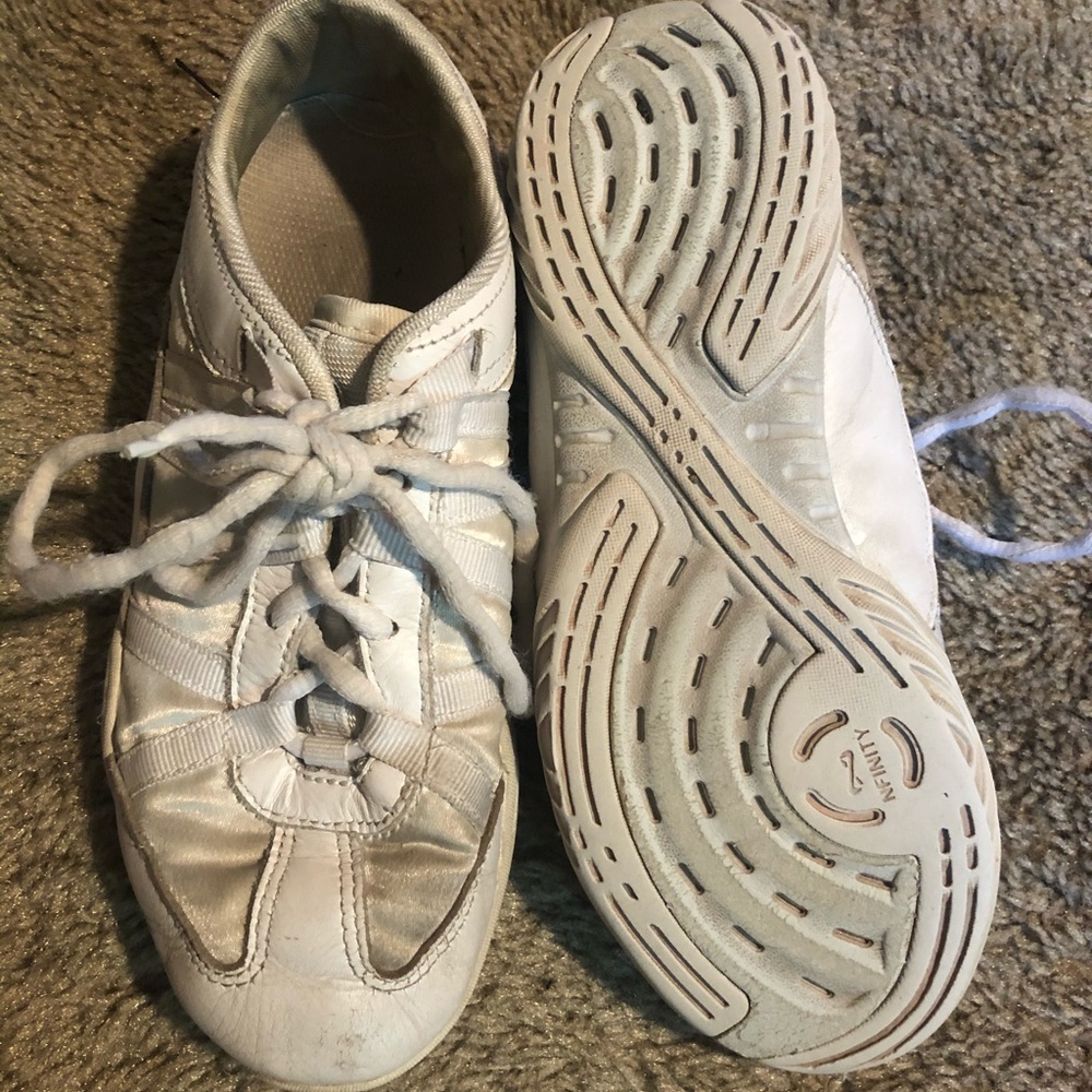 Nfinity evolution cheerleading shoes
